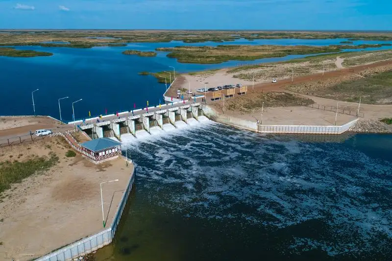 Аким Кызылординской области ознакомился с работой плотин Аклак и Кокарал