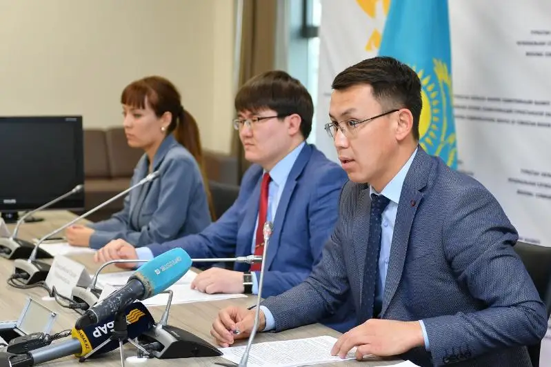 Около 1800 женщин работают на госслужбе в Туркестанской области