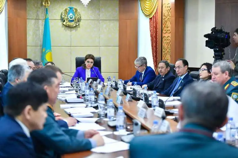 Дарига Назарбаева: Оперативно и полноценно обеспечить нашу армию могут только отечественные предприятия