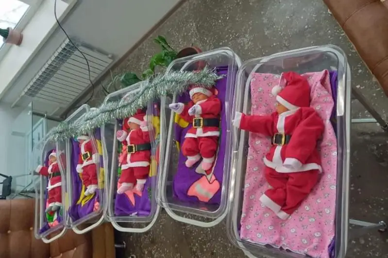 Новогодние малыши: 200 детей появились на свет в ВКО