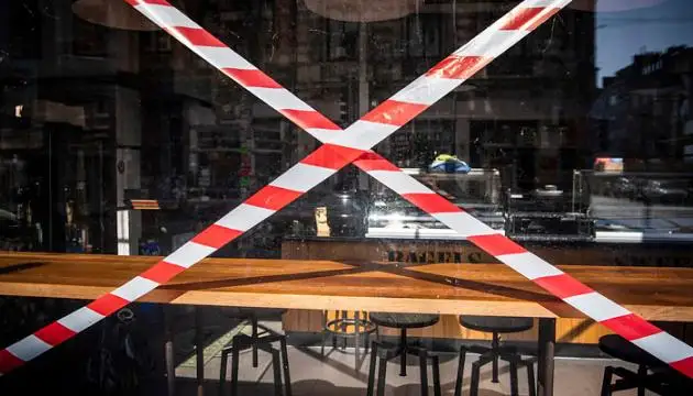 Карантин выходного дня ввели на три недели в Украине