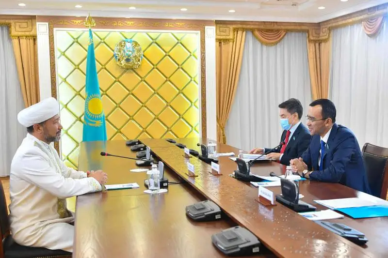 Спикер Сената встретился с Верховным муфтием Казахстана