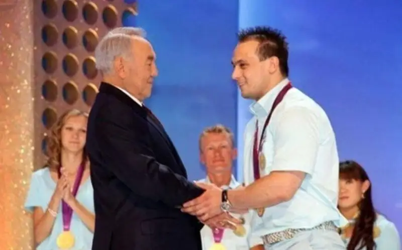 Илья Ильин рассказал о поддержке Елбасы