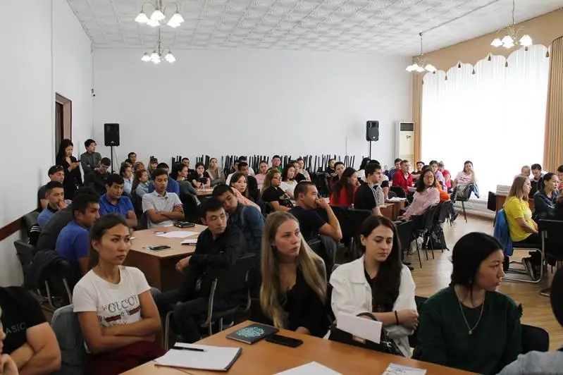 Как стать предпринимателем – азы ведения бизнеса постигает молодежь СКО