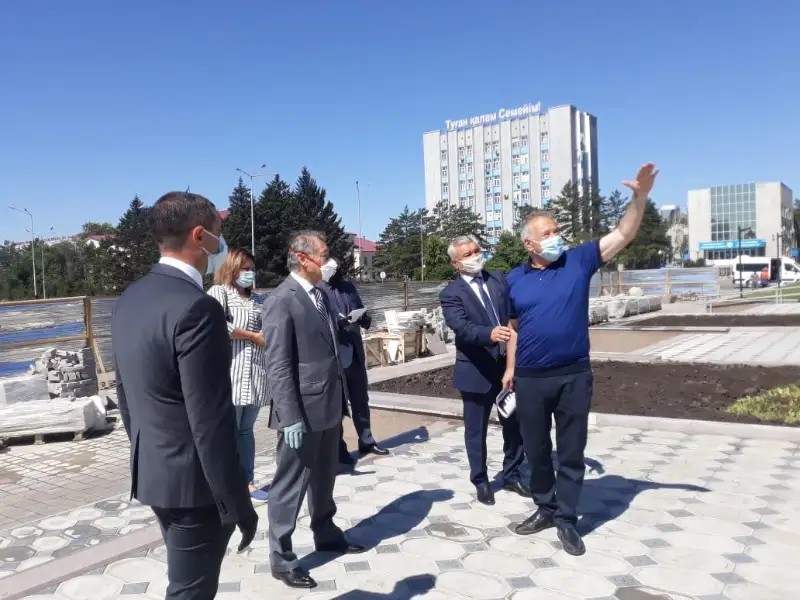 Как благоустраивается Семей, проверил Даниал Ахметов