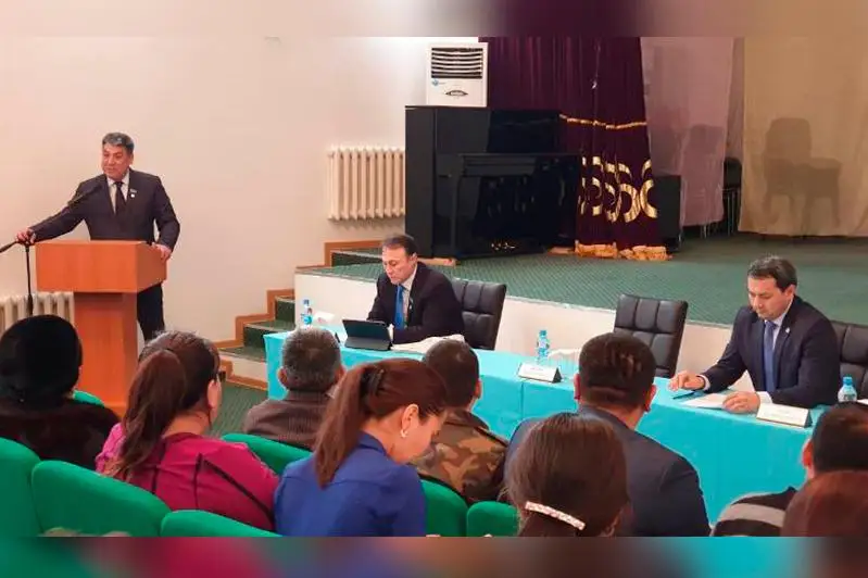 Мажилисмены посетили отдаленные районы Мангистауской области