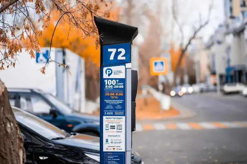 На обвинение в незаконной установке платных парковок ответили в ТОО «Парковочное пространство Астаны»