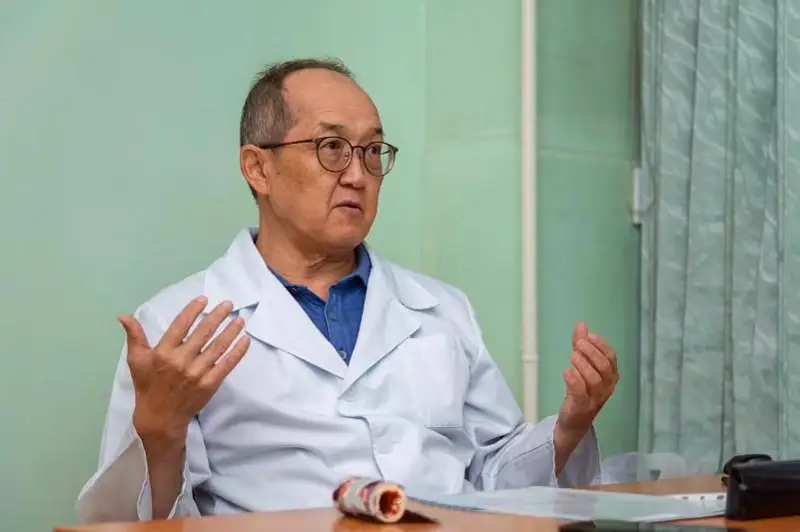 Врач-пульмонолог Саттар Ералиев: Переболевшим COVID-19 нужно беречься, как и всем