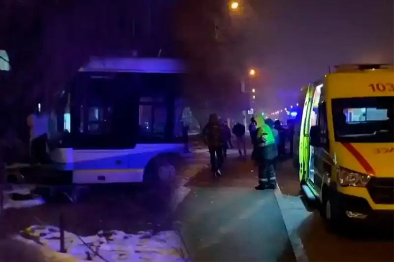 Расследование проводится по факту смертельного наезда троллейбуса на пешехода в Алматы