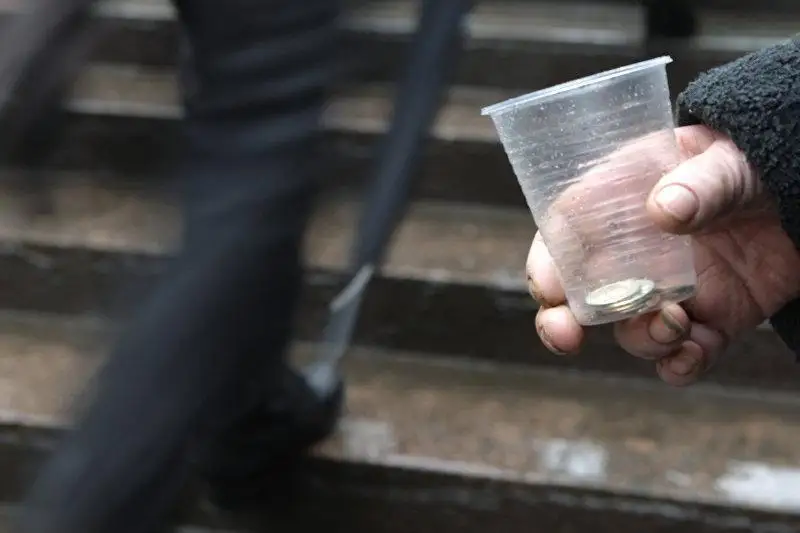 Рейд на попрошаек объявили в полиции Алматы