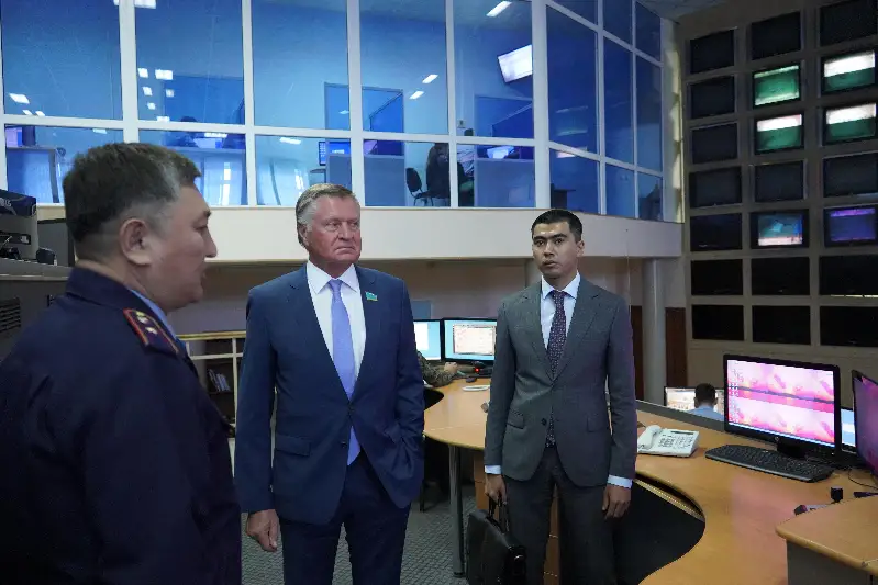 Сенатор Владимир Волков: Сегодня важен диалог полиции и общества