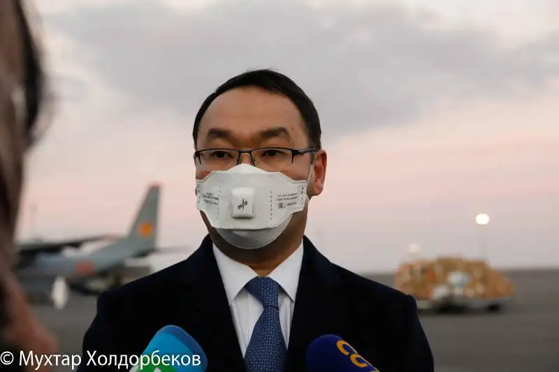 МИД РК - о прибывших китайских медиках: Приехали помогать