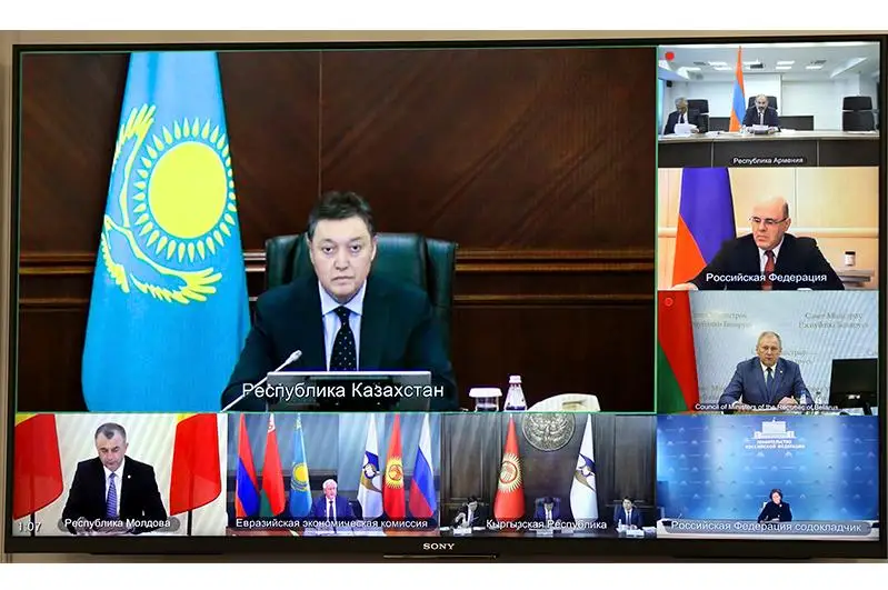 Аскар Мамин принял участие в заседании ЕМПС в режиме видеоконференцсвязи