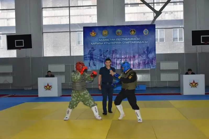 Лучших в рукопашном бою выявили в институте Сухопутных войск