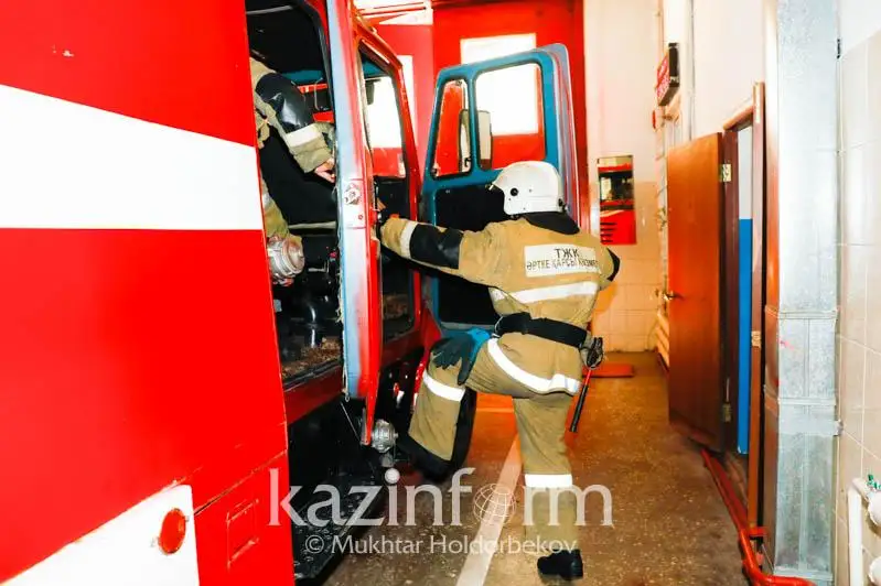 Страх есть всегда - пожарный с 25-летним стажем рассказал о своей работе