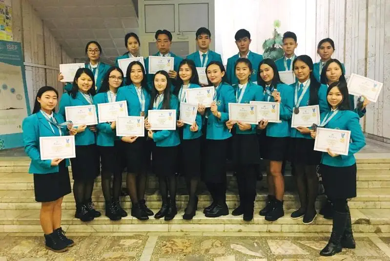 21 медаль завоевали жамбылские школьники на республиканском конкурсе научных проектов