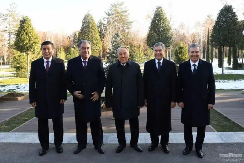 Главы государств ЦА высадили саженцы в знак крепкой дружбы