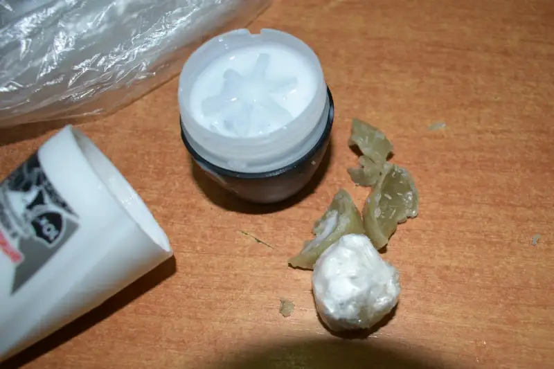 В ЗКО в колонию пытались передать бандероль с наркотиком