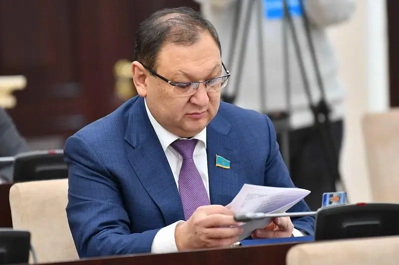 Педагоги обсудили с сенатором изменения в сфере образования