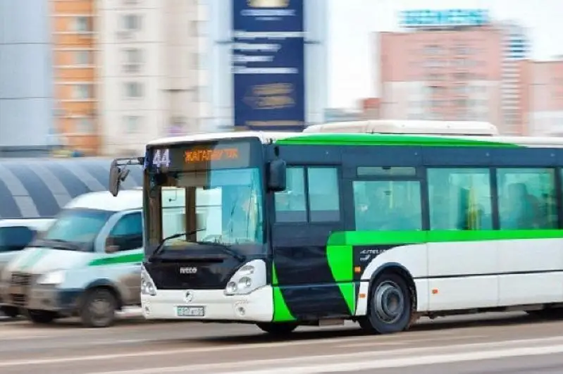 Автобусы в столице начнут ходить с 12 мая