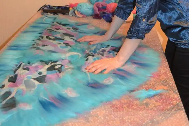 Всех желающих научат работать с войлоком в Атырау