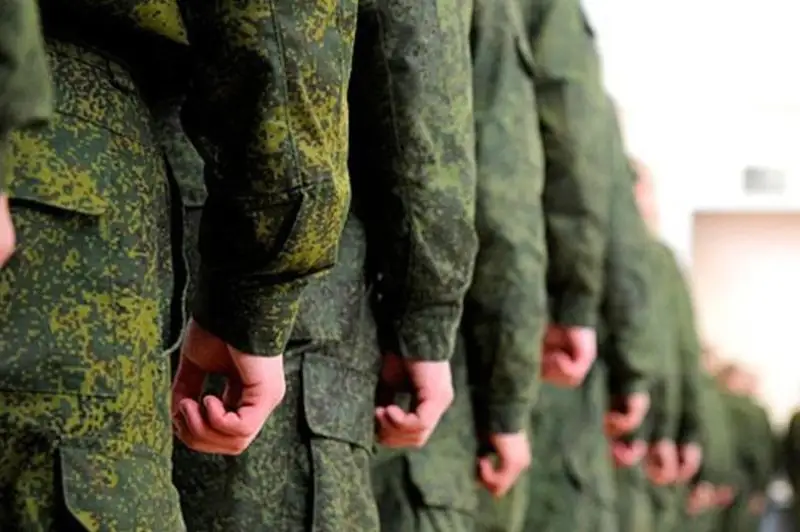 Служба в армии должна давать навыки для жизни – Президент дал поручения Минобразования и Минобороны