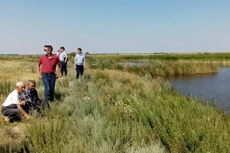 Двое мальчиков утонули в котловане в Акмолинской области