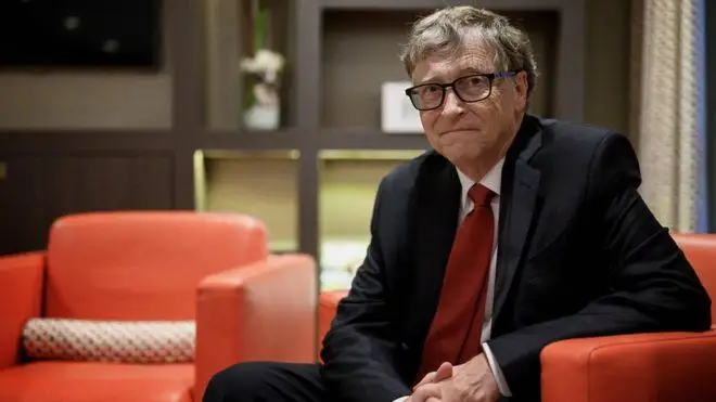 Существование сумасшедших идей беспокоит - Билл Гейтс - о чипировании и вакцине против коронавируса