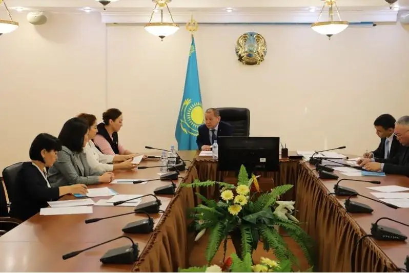 Глава Минтруда провел прием граждан