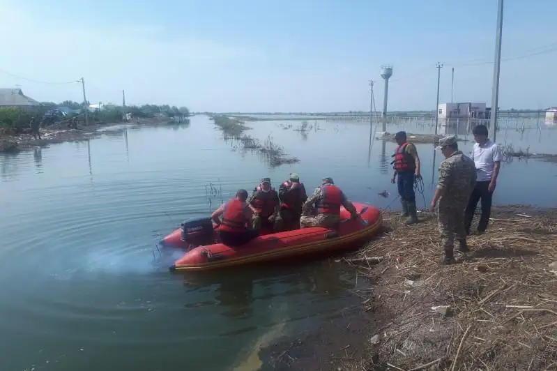Карагандинские спасатели завершили работы в селе Фирдоуси Мактааральского района