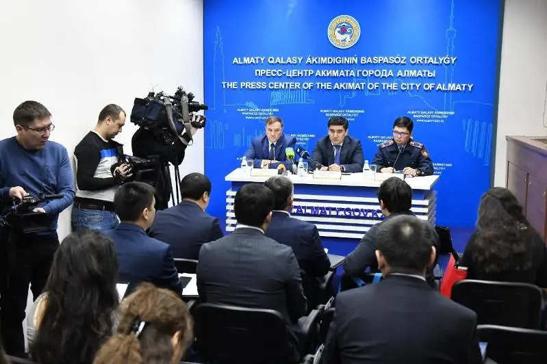 Как власти Алматы боролись с последствиями снегопада