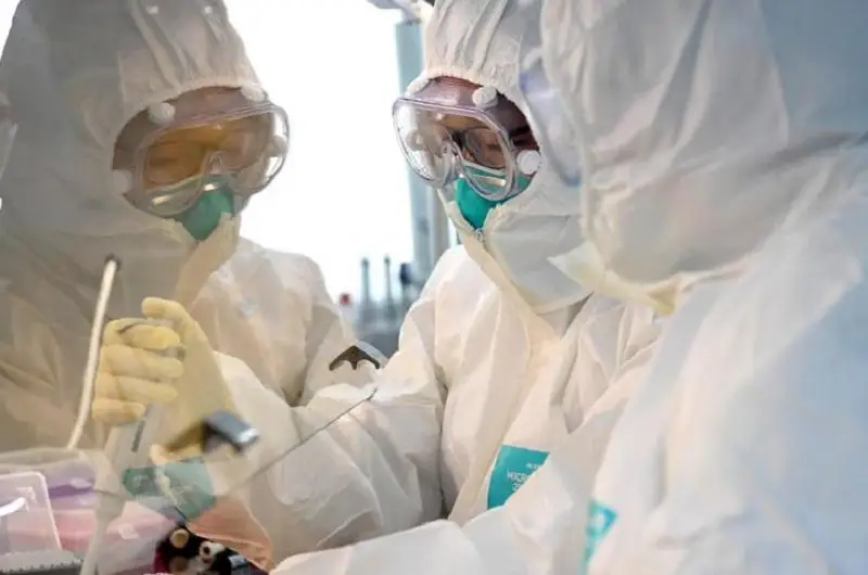 Наиболее эффективное лекарство против коронавируса назвали китайские врачи