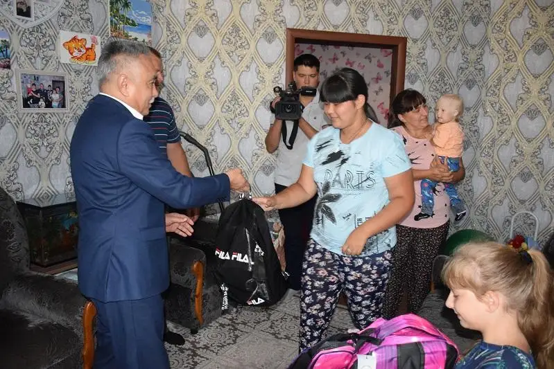 71 ребенка собрали в школу полицейские в Акмолинской области