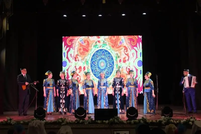 Ко Дню благодарности в Семее прошел большой праздничный концерт