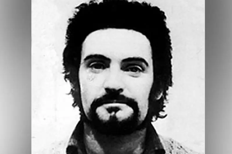 «Йоркширский потрошитель», убивший 13 женщин, скончался от коронавируса