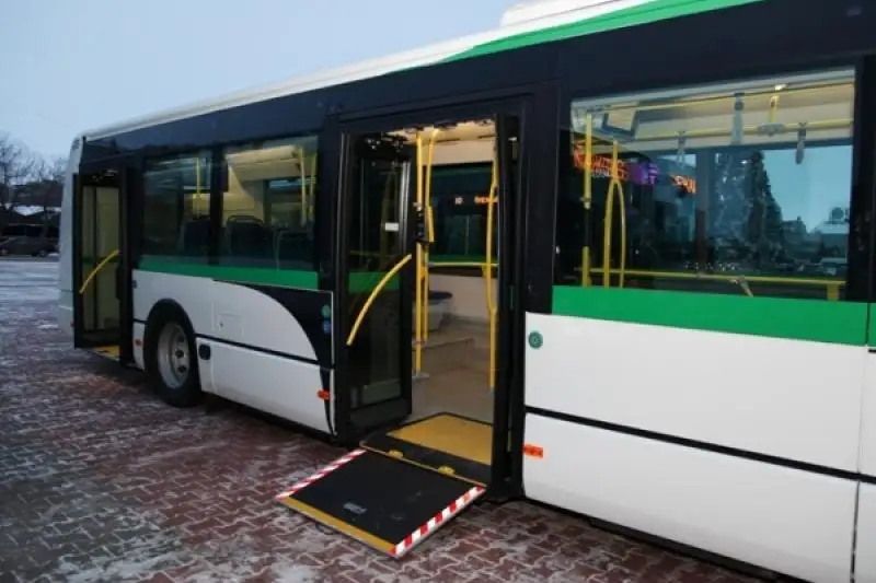 Сколько автобусов соответствует требованиям по инвалидности