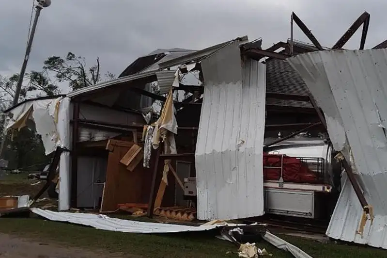Шесть человек погибли в Миссисипи из-за разрушительных торнадо