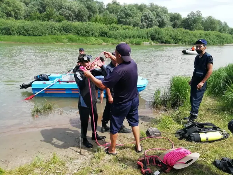 Тонувшую девушку в Павлодарской области пытались спасти три человека