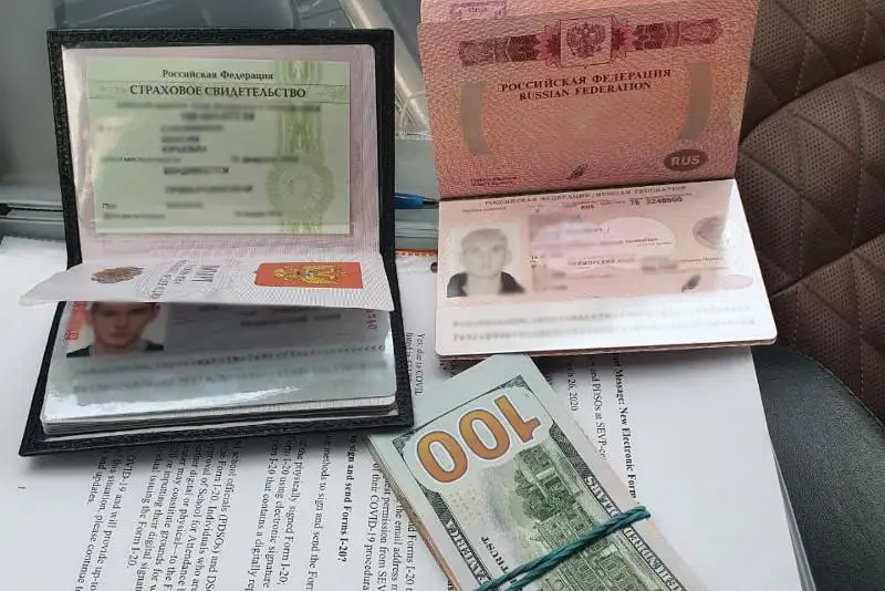 Миллион тенге потерял россиянин в аэропорту Нур-Султана