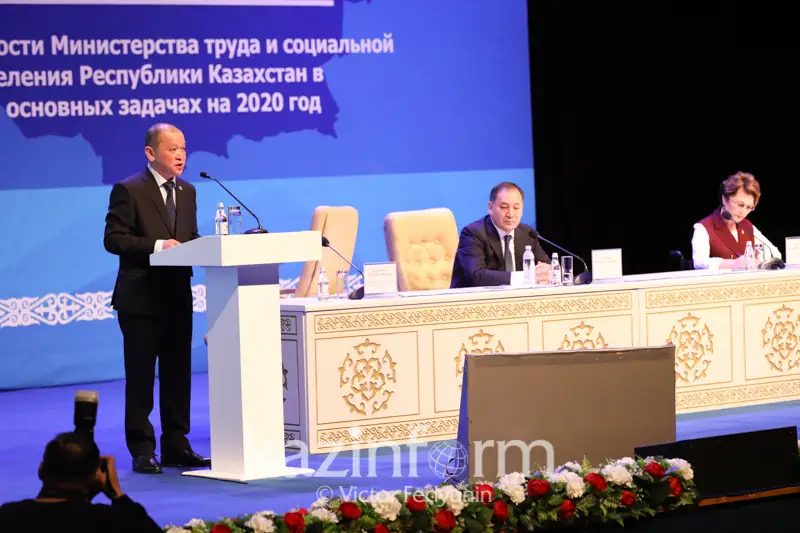 Как будут регулироваться миграционные процессы в Казахстане - Биржан Нурымбетов