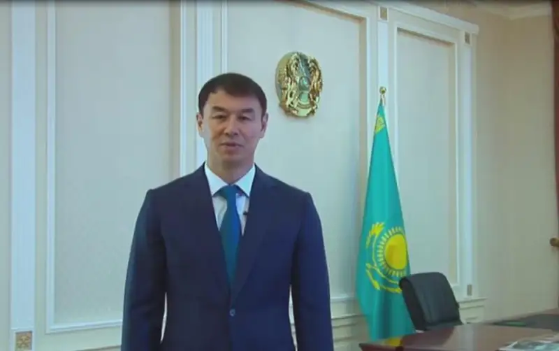 #Abai175: посол Казахстана в Узбекистане поддержал поэтический челлендж