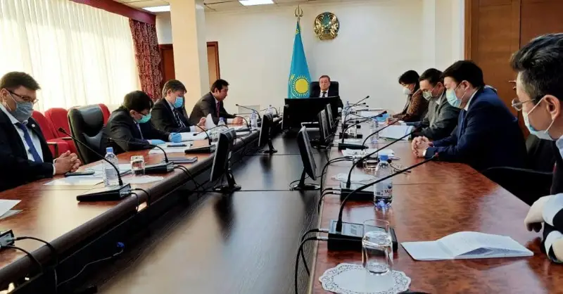 Минсельхоз призвал акиматы оперативно обеспечить фермеров необходимыми пропусками