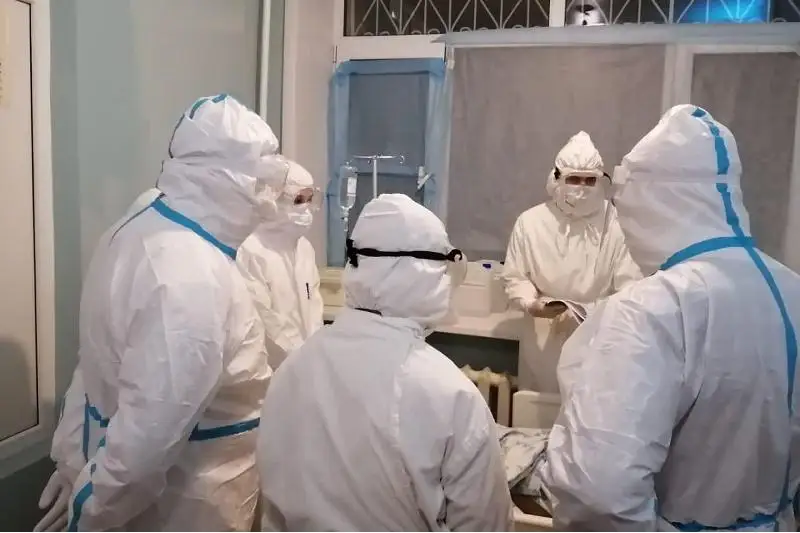 144 сотрудника и студента Медицинского университета г.Семей задействованы в борьбе с COVID-19