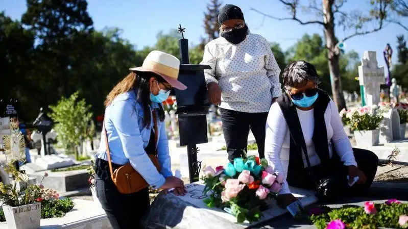 Коронавирус: Гонконг сообщил о четвертой волне, в Мексике умерли больше 100 тысяч человек