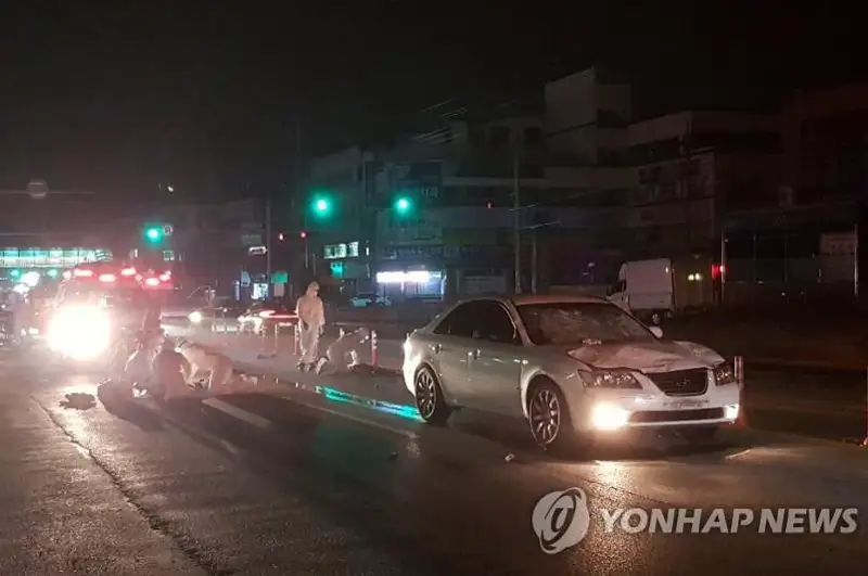 В Южной Корее пьяный водитель врезался в группу спортсменов, есть жертвы