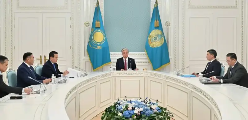 President holds meeting on returning illegally acquired assets