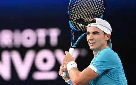  Сенсацией завершился матч Тимофея Скатова  на турнире в Лиссабоне