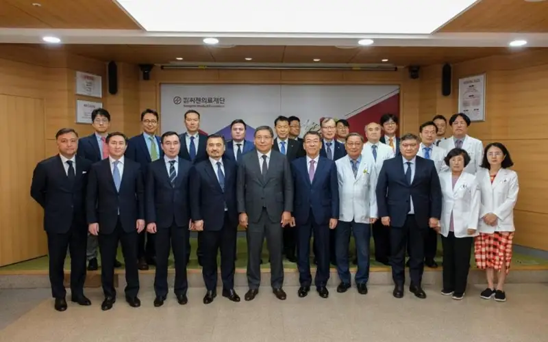 医疗代表团访问韩国