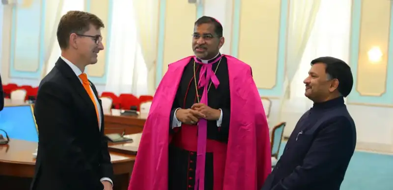 Турли мамлакатларнинг 14 нафар элчиси ҚР Президентига ишонч ёрлиқларини топшириш учун репетиция ўтказди