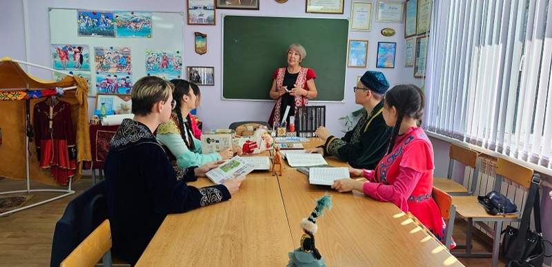 Кандасы Кандасы, казахский язык